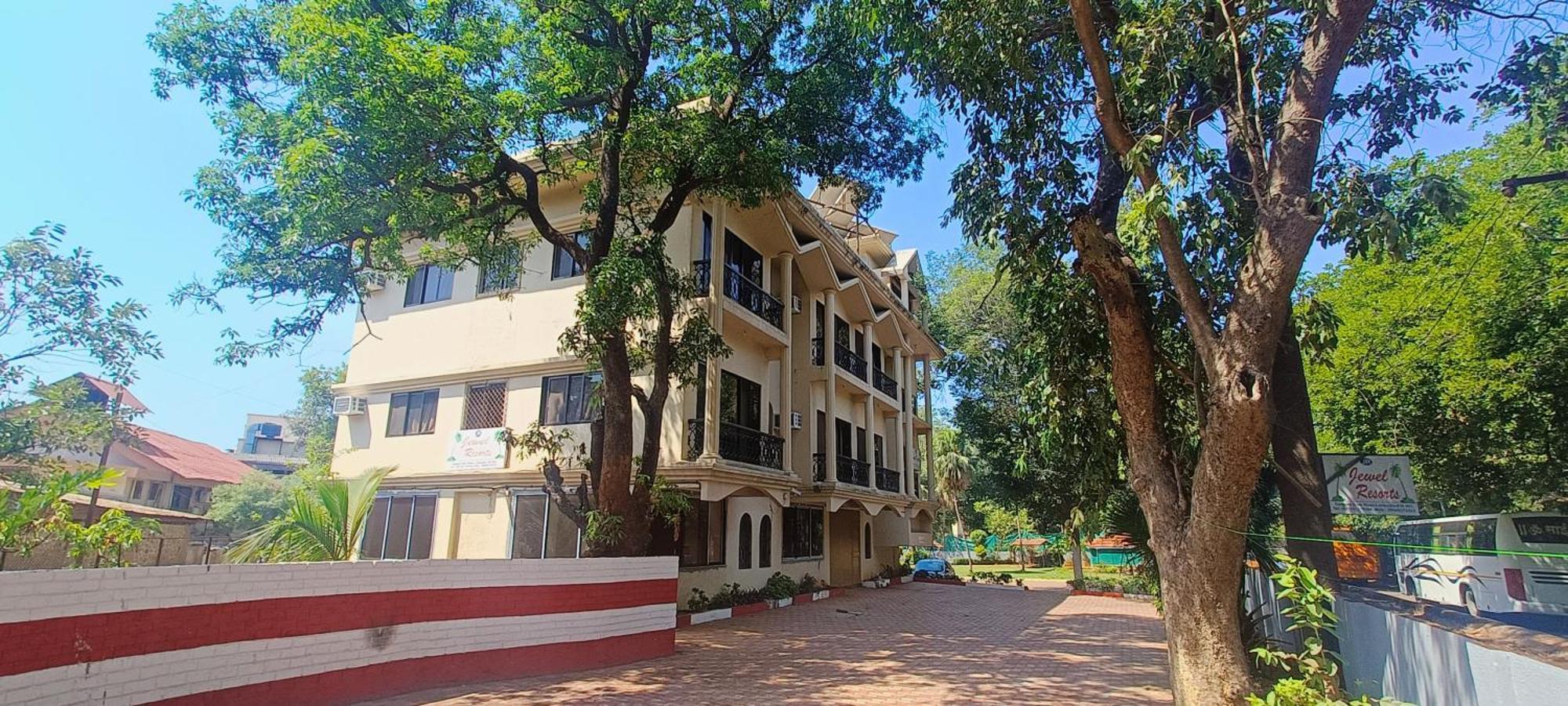 Jewel Resort Lonavla Exterior foto